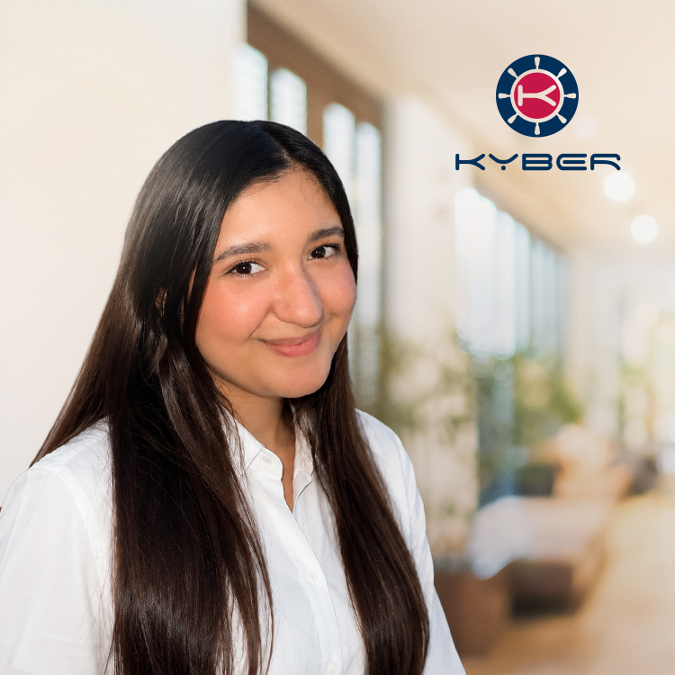 Paula Martínez Thompson — Socia fundadora Kyber
